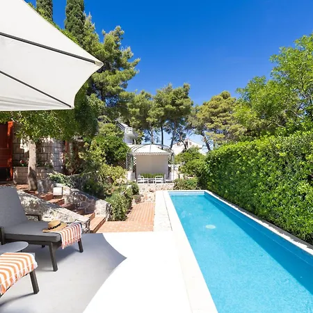 Gallus - Jelsa, Hvar * Jelsa (Hvar)