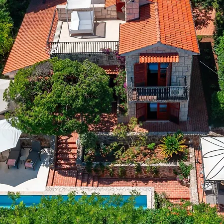 Gallus - Jelsa, Hvar *